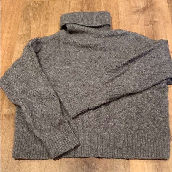 Old Navy Light Brown Cable Knit Turtleneck Sweater - Picture 4 of 4